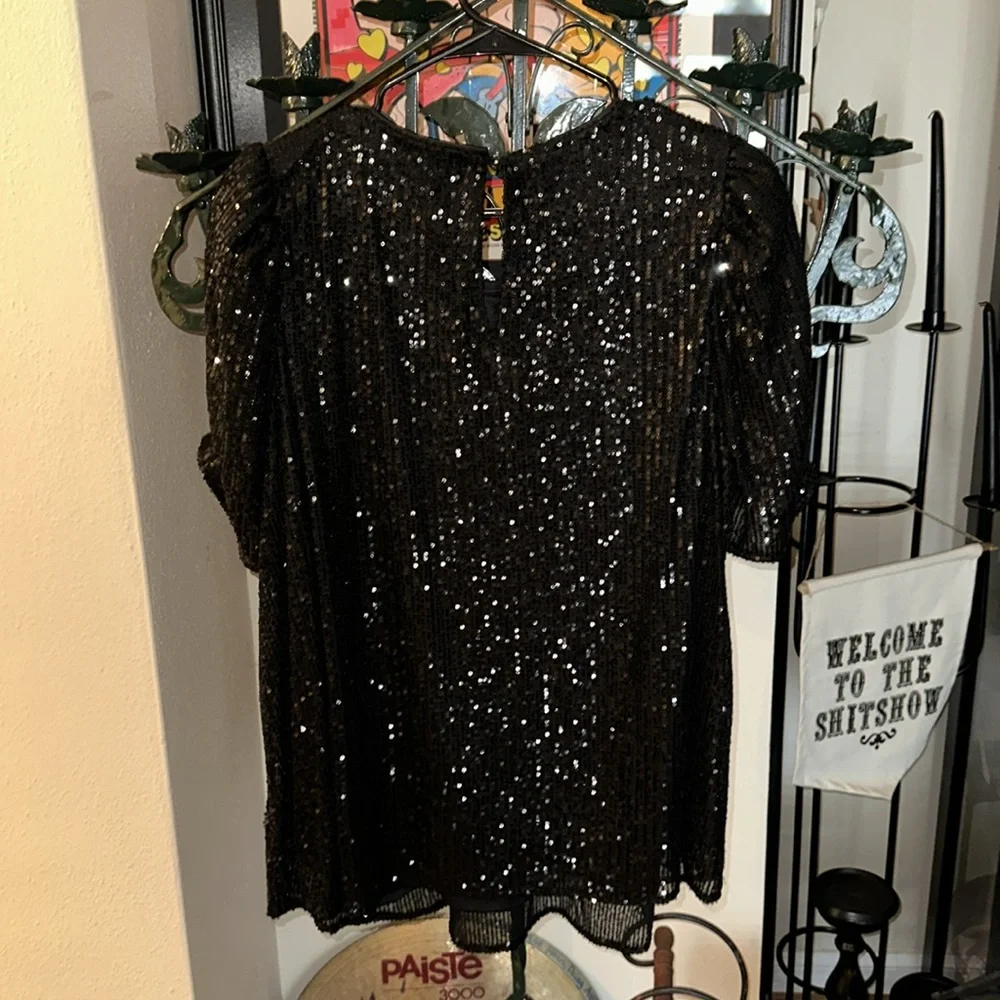 NWT New Torrid Black Sequin Ruched Sleeve Top Size 12 Large 0 - Picture 7 of 9